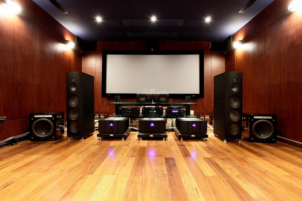 Magico Q5 7