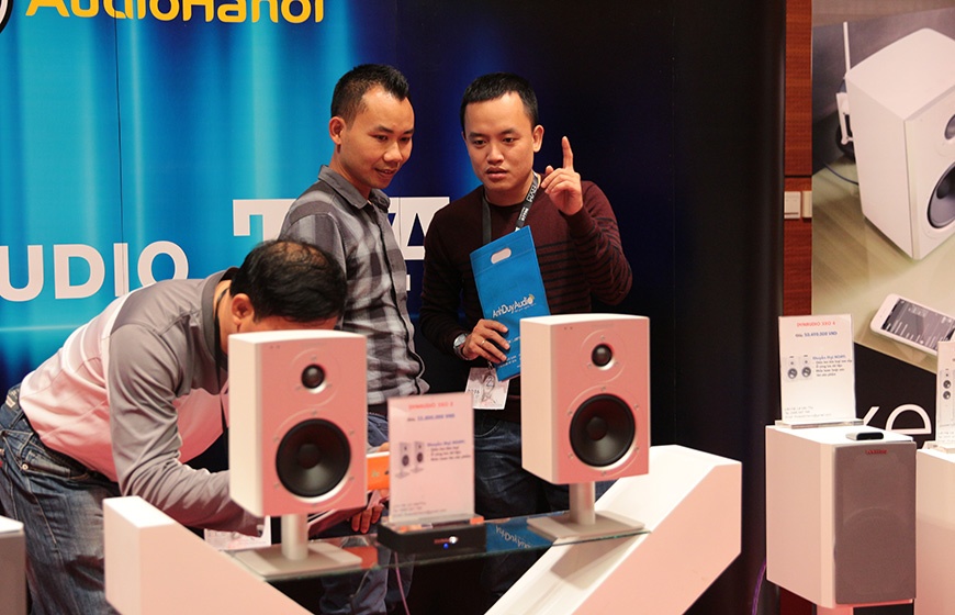 cac san pham dynaudio trinh dien an tuong tai trien lam