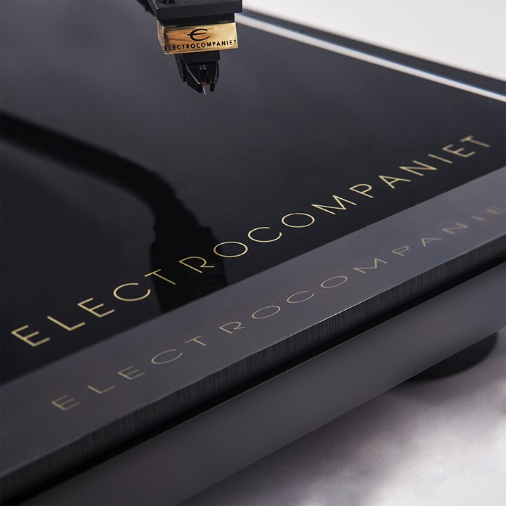 Electrocompaniet ECG-1 Turntable And Arm tot