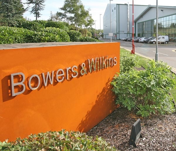 Nha may Bowers & Wilkins