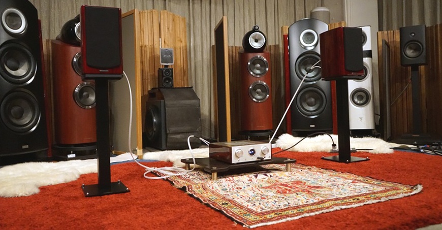 Loa Wharfedale Reva 2 trong bo dan