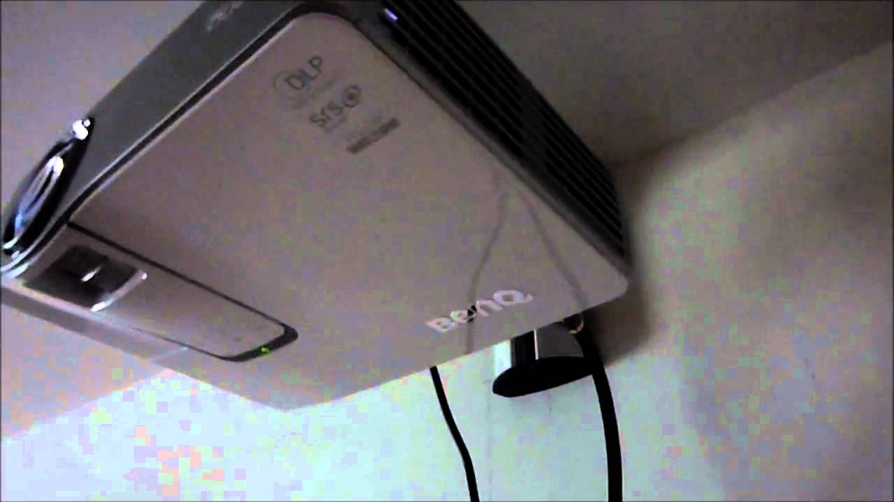May chieu BenQ W1100 chat luong