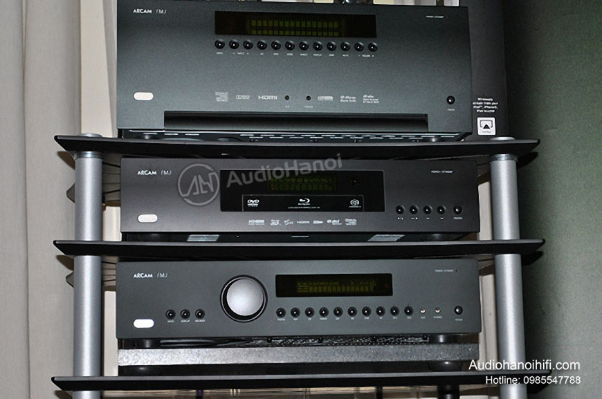 dau CD Arcam FMJ UDP411 an tuong