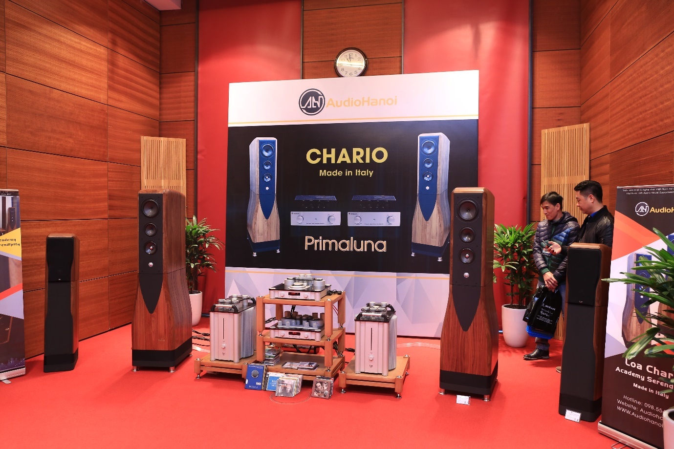 Khai mac AV Show 2017