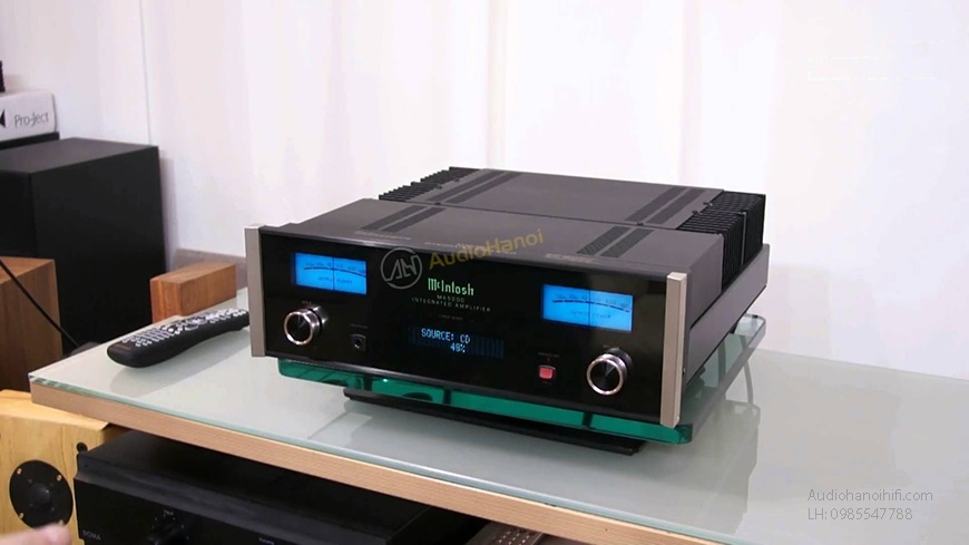 Ampli McIntosh MA5200 chuan