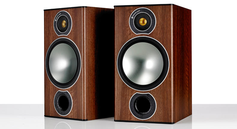 Loa monitor audio bronze 2