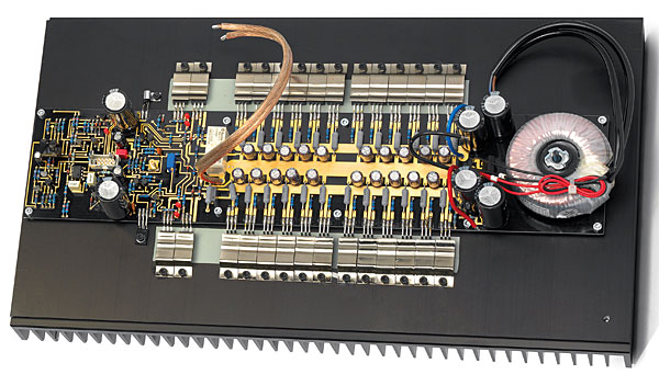 Ampli AVM Ovation Ma8.2 bang mach