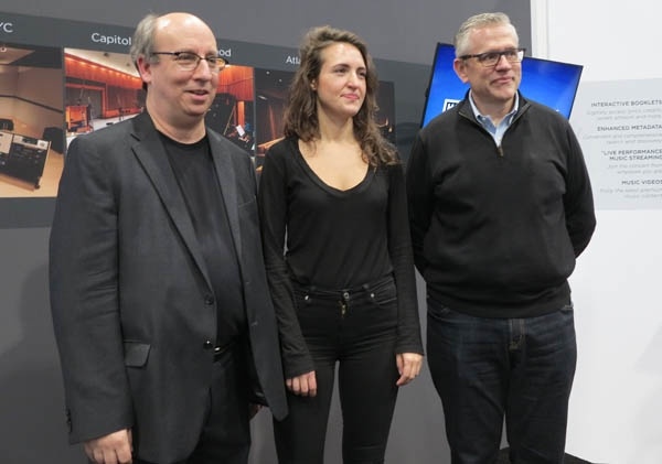 Cac lanh dao cao cap cua cong ty cong nghe