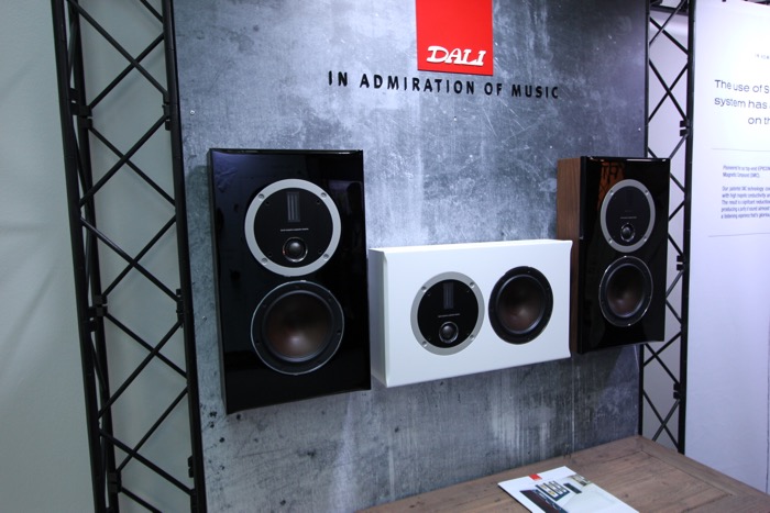 Loa Dali Opticon LCR