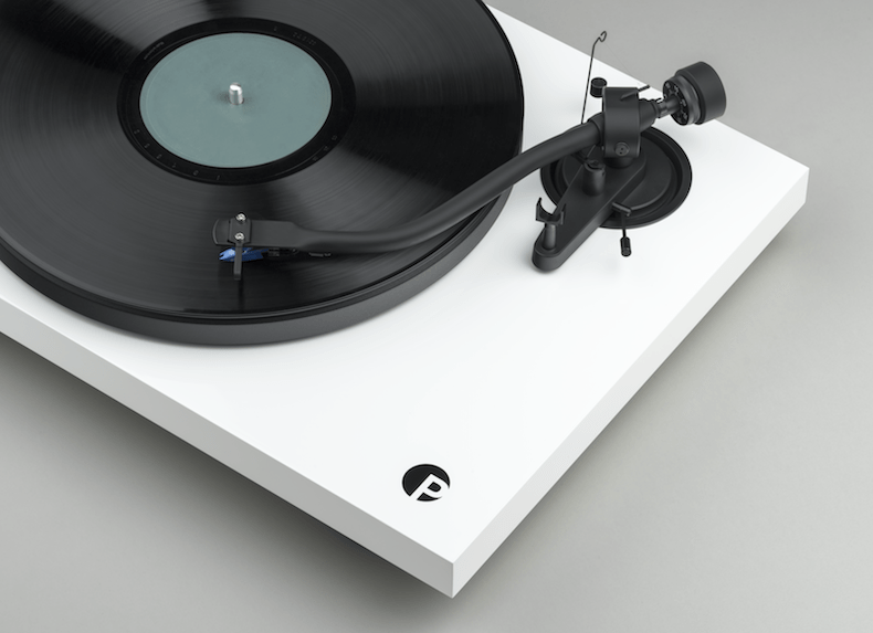 Dau dia than Debut III S Audiophile