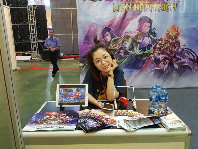 Khong gian trai nghiem cong nghe muon mau tu VIBA Show 2018 tuyet voi