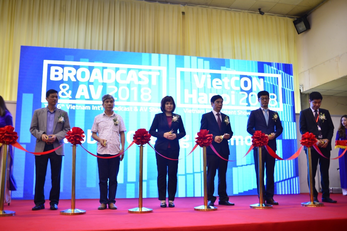 khai mac trien lam Viba Show va Vietcon lan dau tien tai Ha Noi chuan