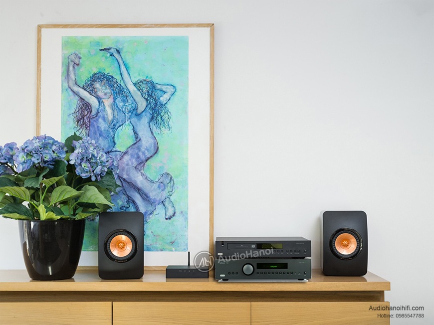 Ampli Arcam FMJ A39 trong bo dan