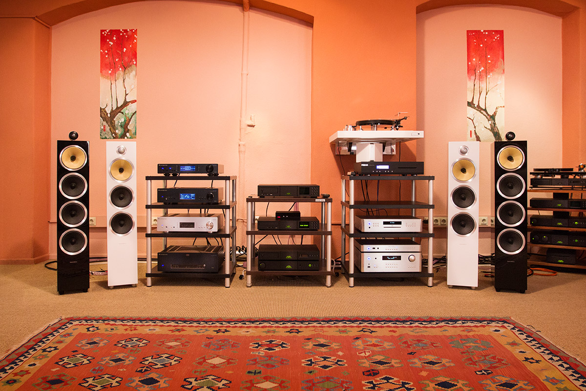 Loa B&W CM8 S2 chuan