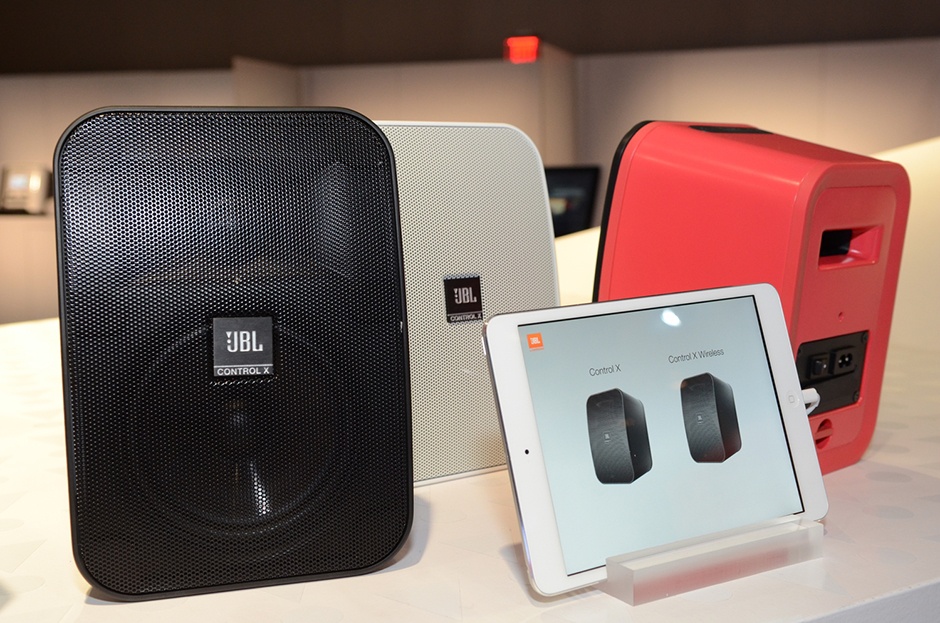 Loa JBL Control X Wireless chuan