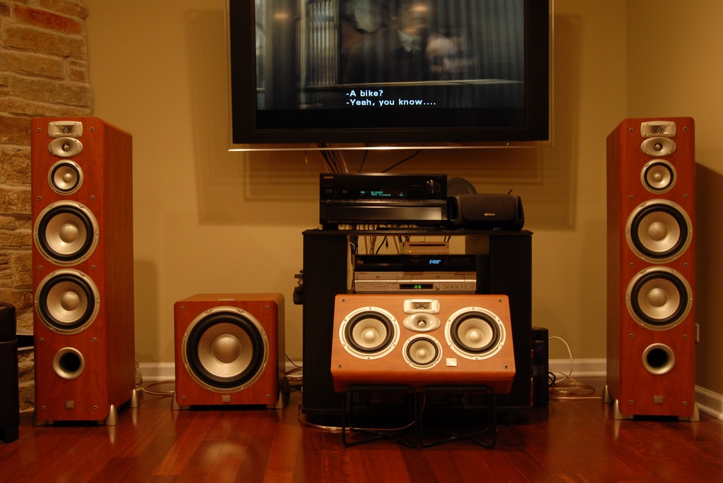 Loa JBL studio L890 chuan