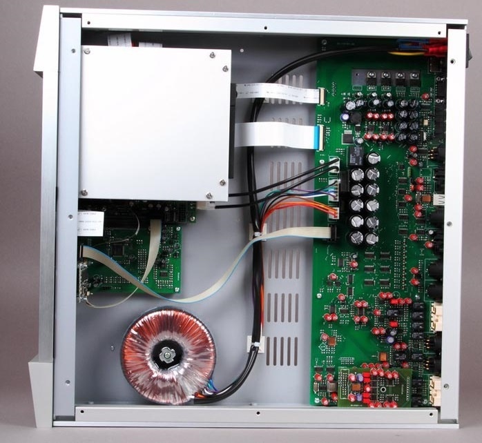 Power ampli Bladelius Ask chi tiet