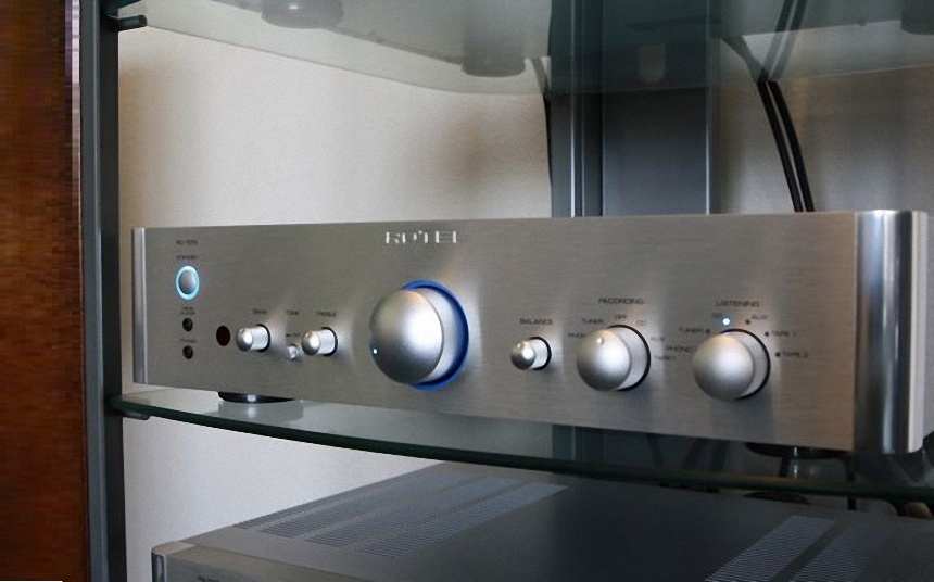 Pre ampli Rotel RC-1550 chuan