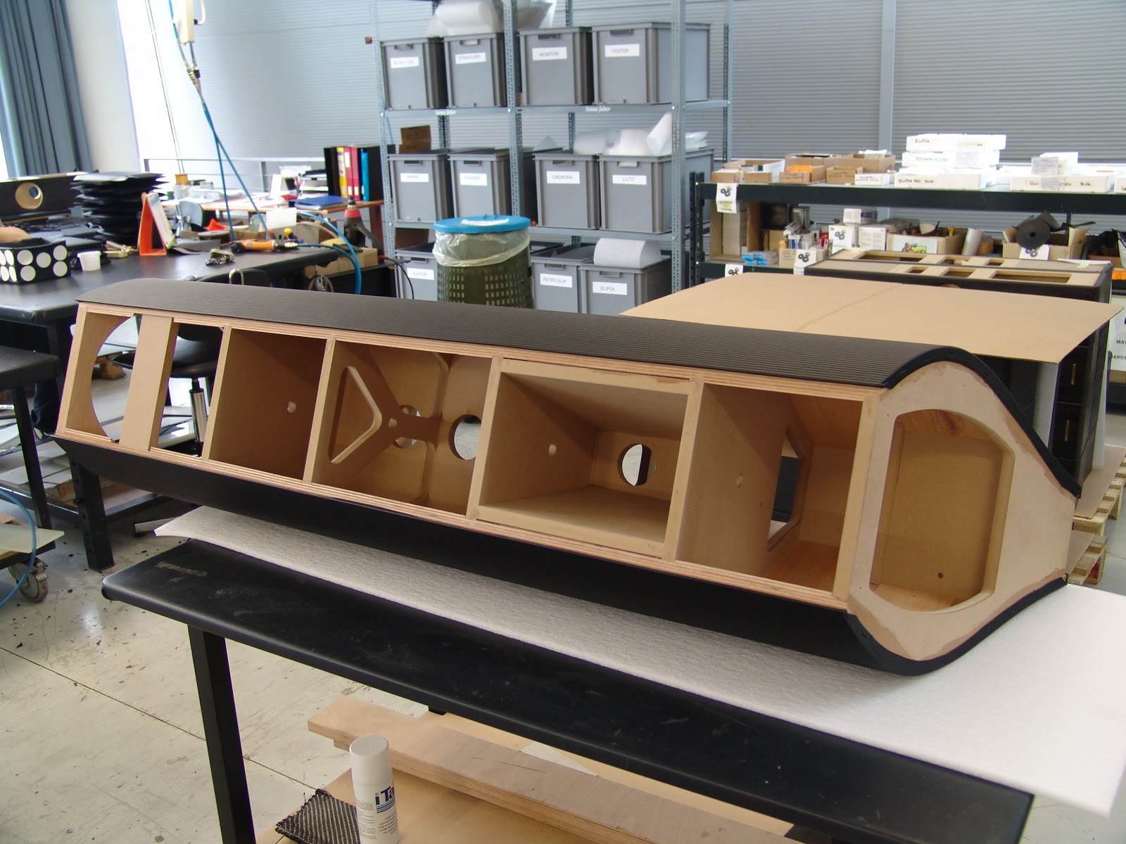 Loa Sonus Faber Aida thung loa