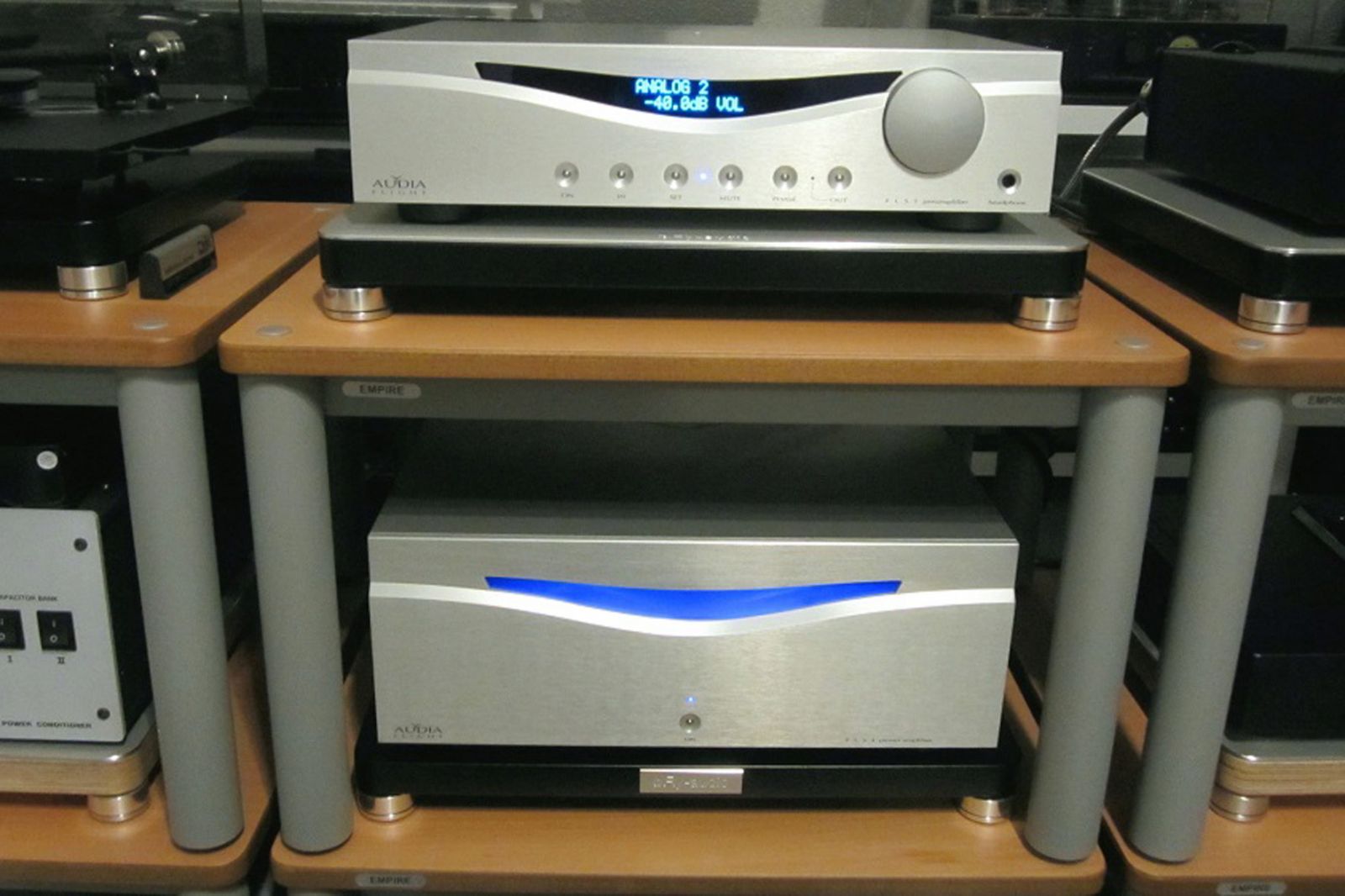 Stereo power ampli Audia Flight FLS4 dep