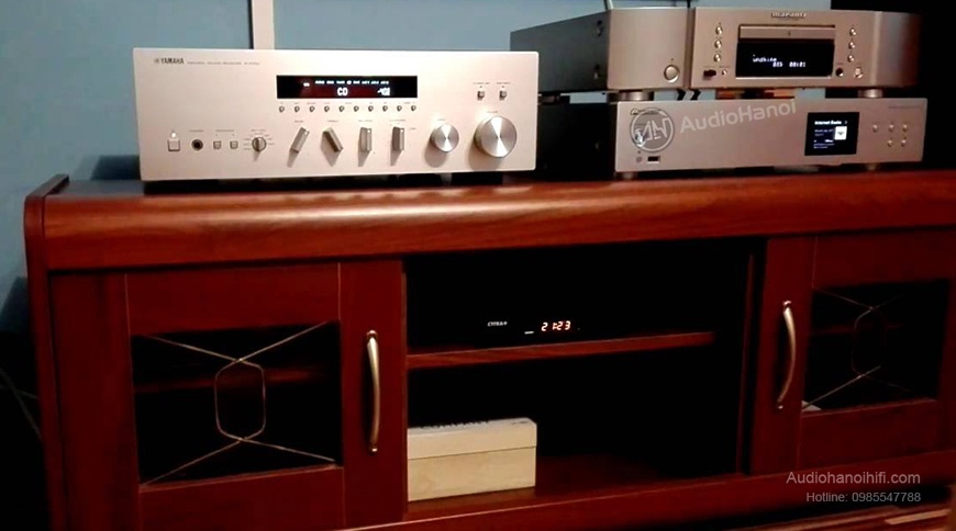 dau CD Marantz CD6005 trong bo dan an tuong