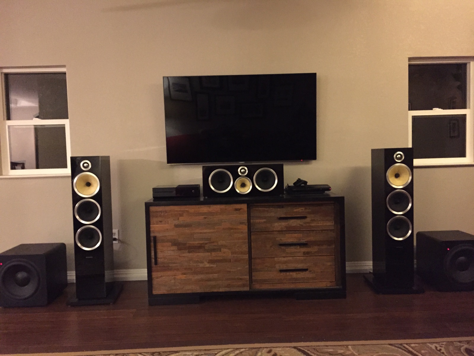 Loa B&W CM Center 2 S2 tot