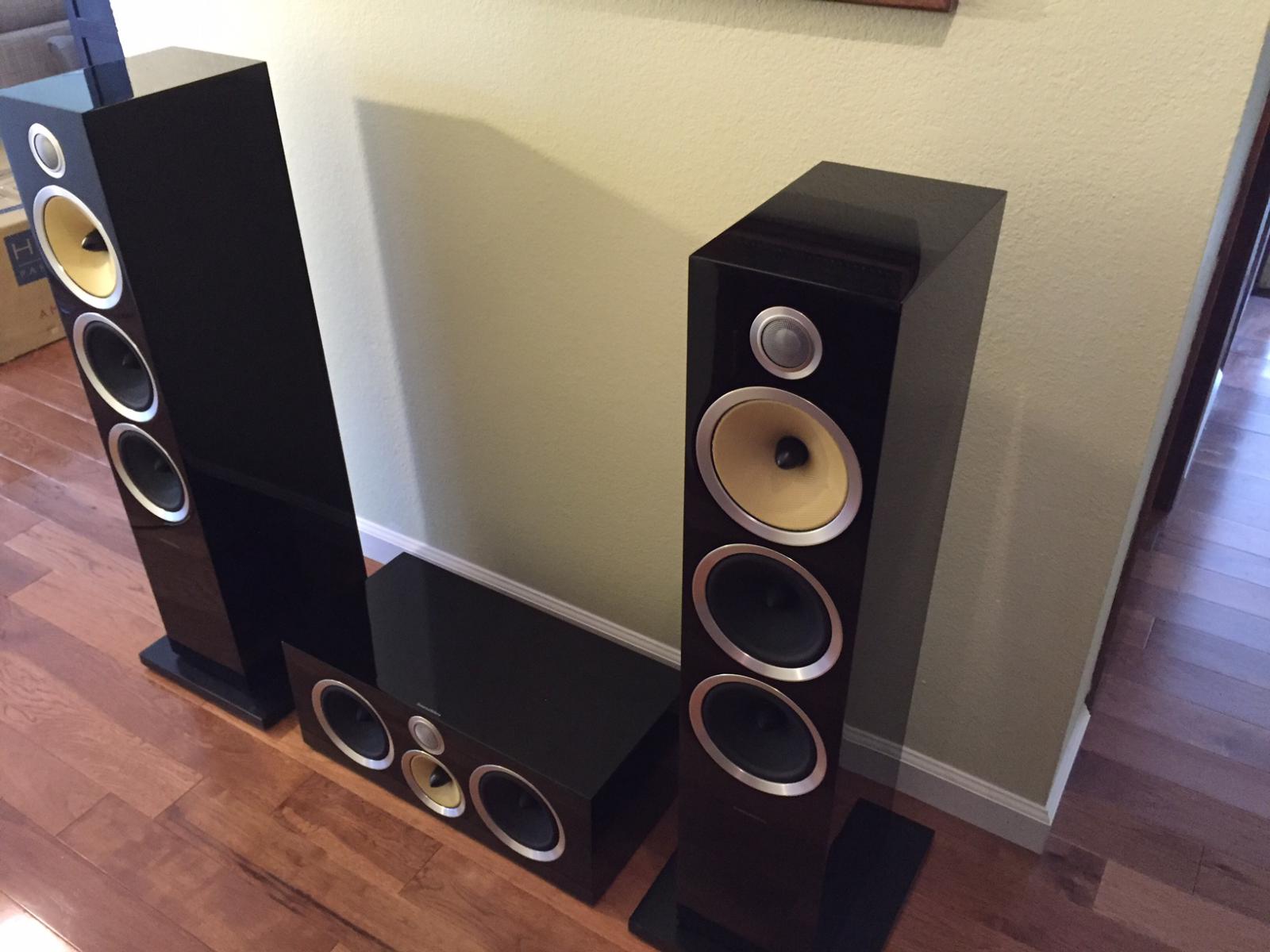 Loa B&W CM Center 2 S2 hay