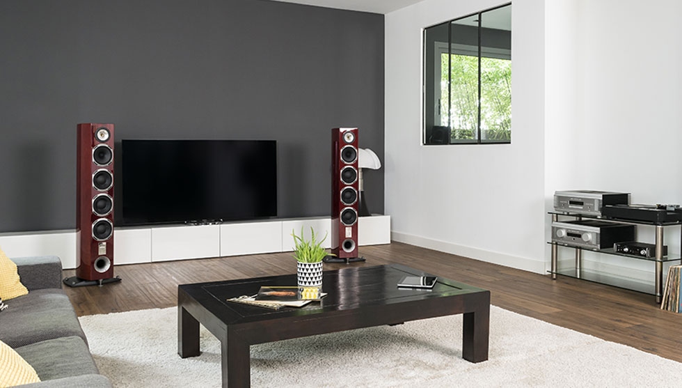 loa Triangle magellan concerto trong bo dan