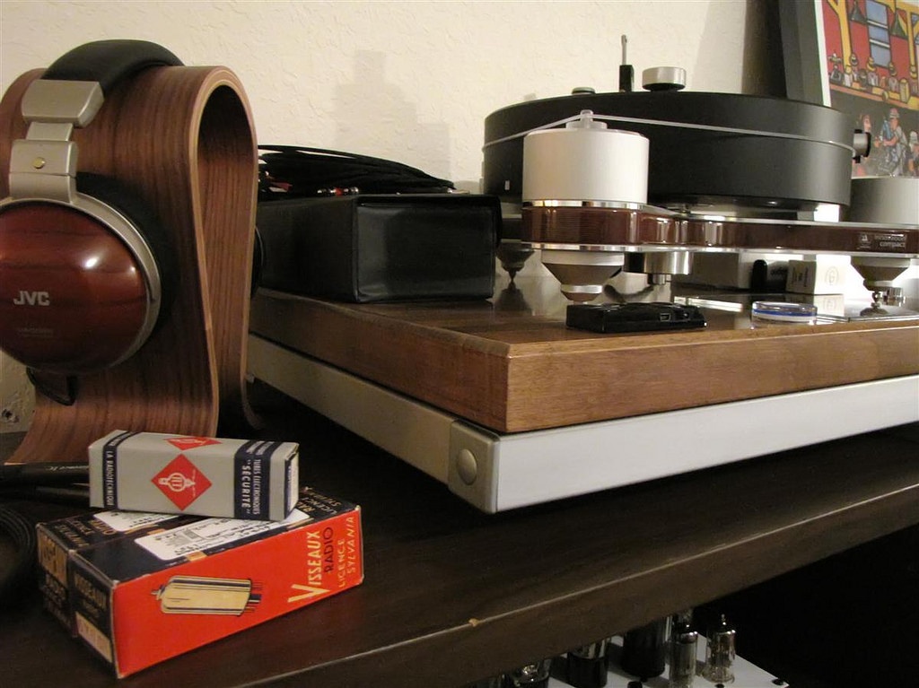 dau dia than Clearaudio Innovation Compact tot