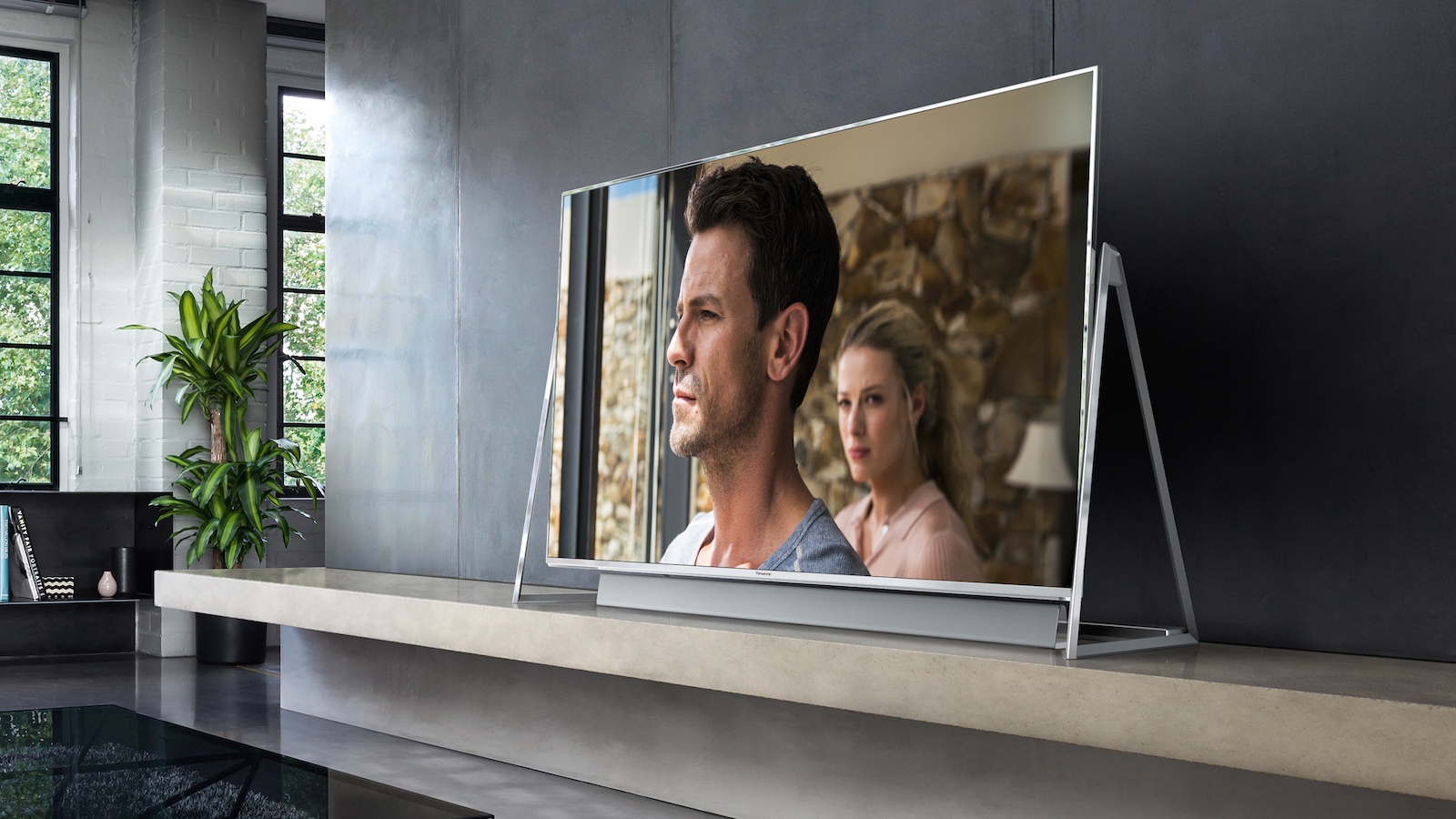 TV Panasonic TX-58DX802