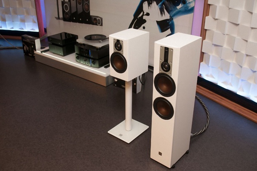 loa Dali Opticon 2 chat