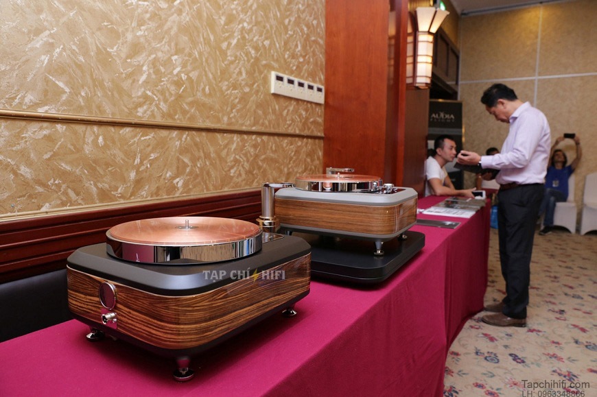 dau dia than Torqueo T-34 Exclusive Compact chat