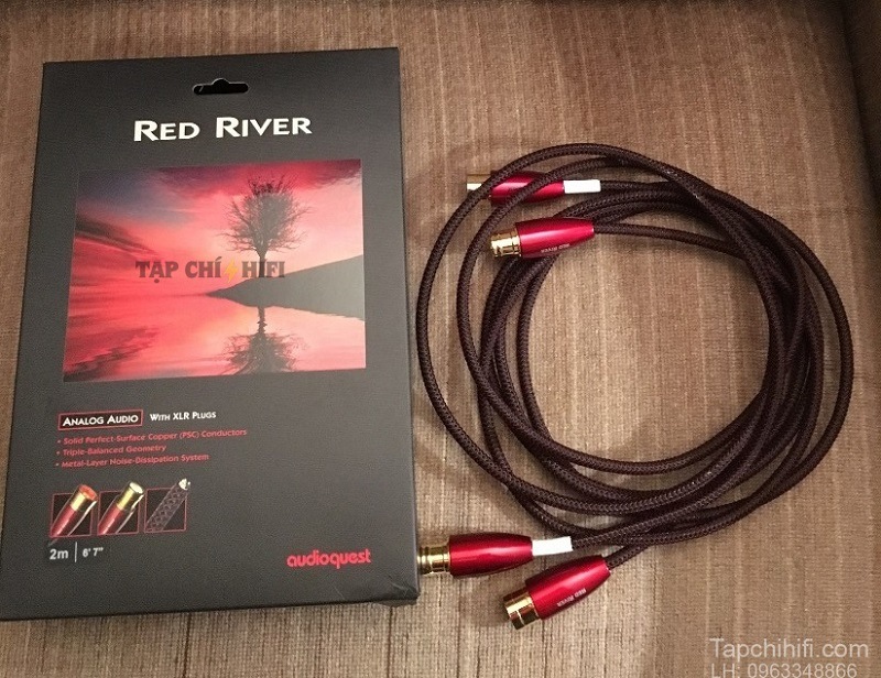 Day tin hieu cuon AudioQuest Red River dep