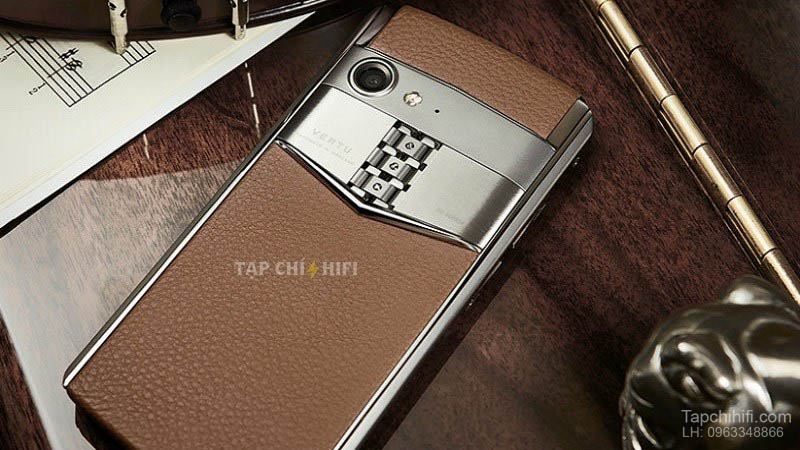 Smartphone Vertu Aster P chuan