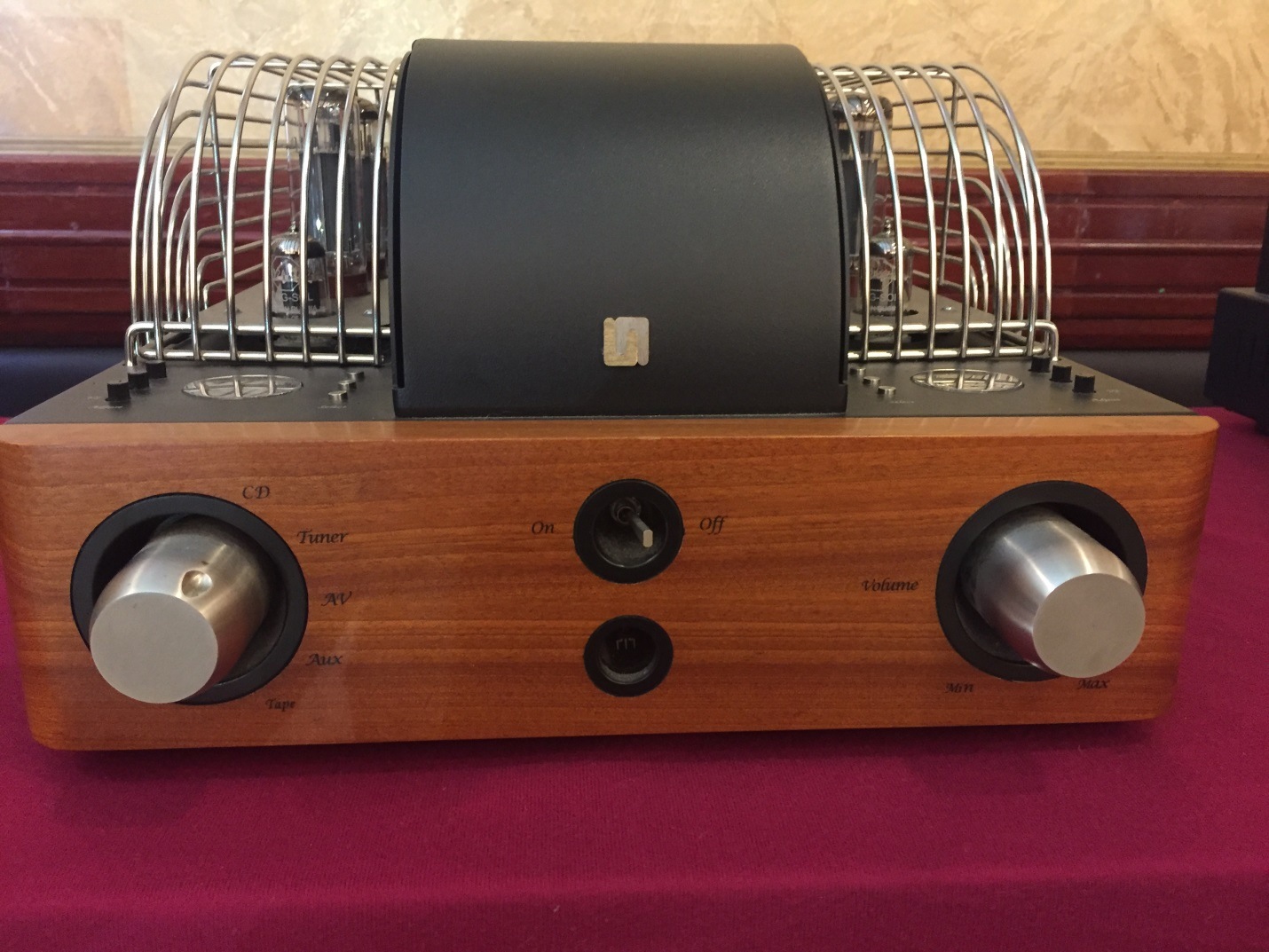 Vietnam High End Show 2018 chat