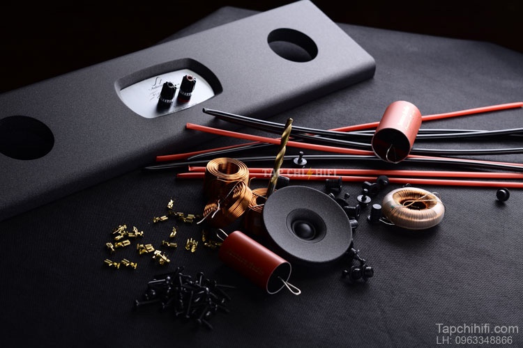 loa AudioSolutions Figaro M tot