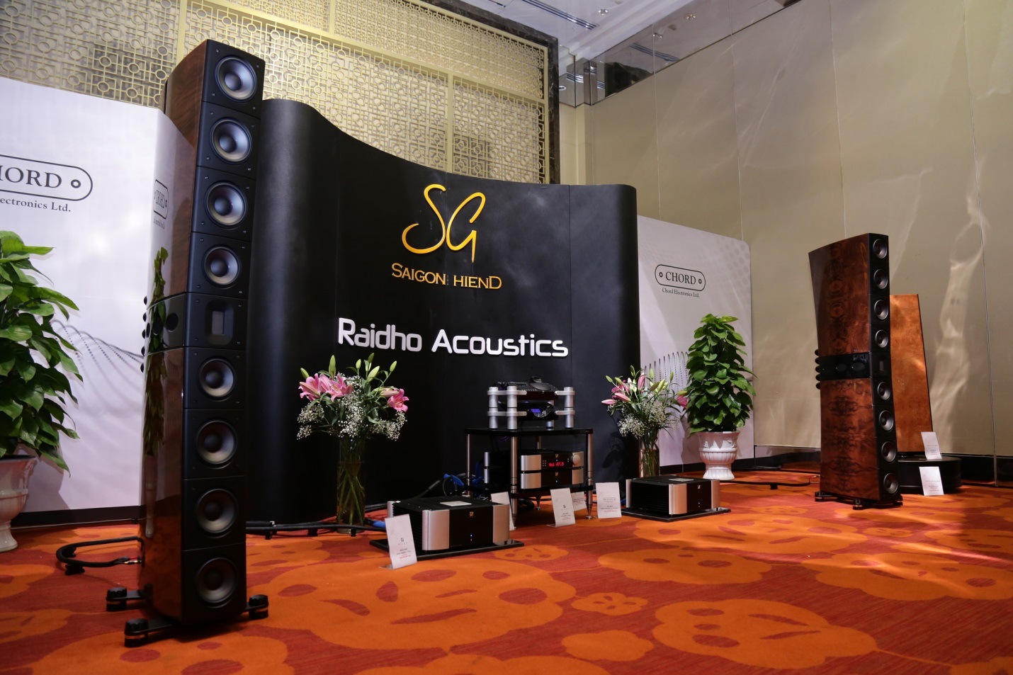 Vietnam High End Show 2018 chat