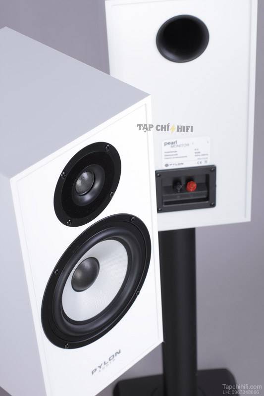 loa pylon pearl monitor mat sau 