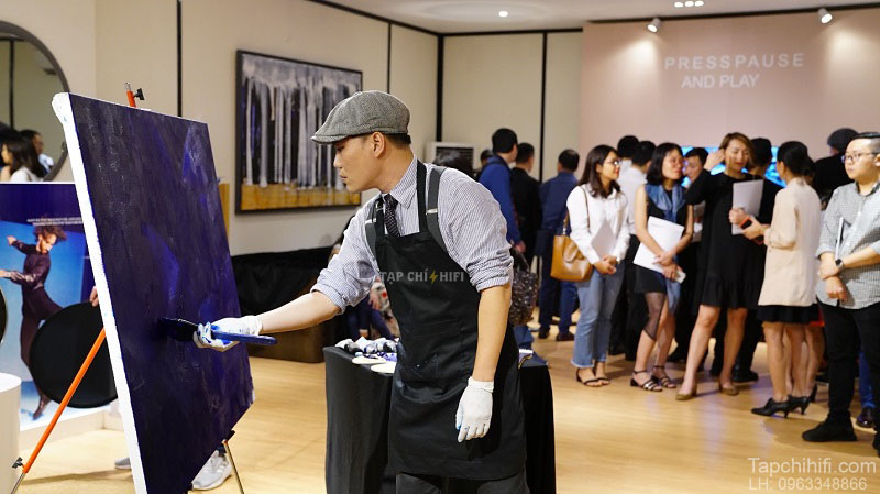 Loa di dong Beosound Edge can canh