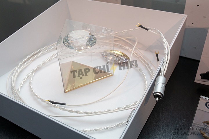 Day phono Crytal Cable tapchihifi