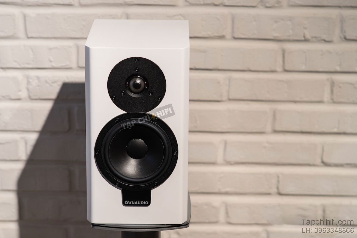 loa DYNAUDIO XEO 20 3