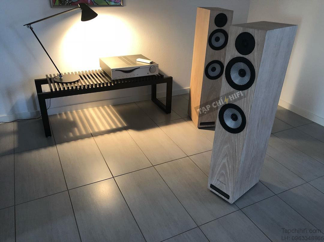 loa pylon ruby 25 mkll hay 