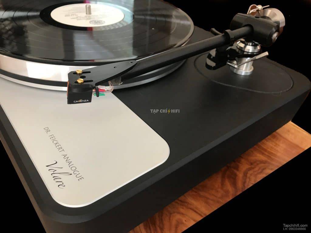 dau dia than Dr. Feickert Analogue Volare black 