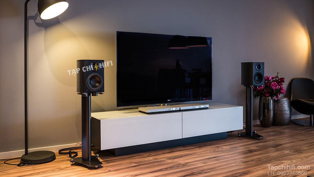 loa wilson benesch vertex black