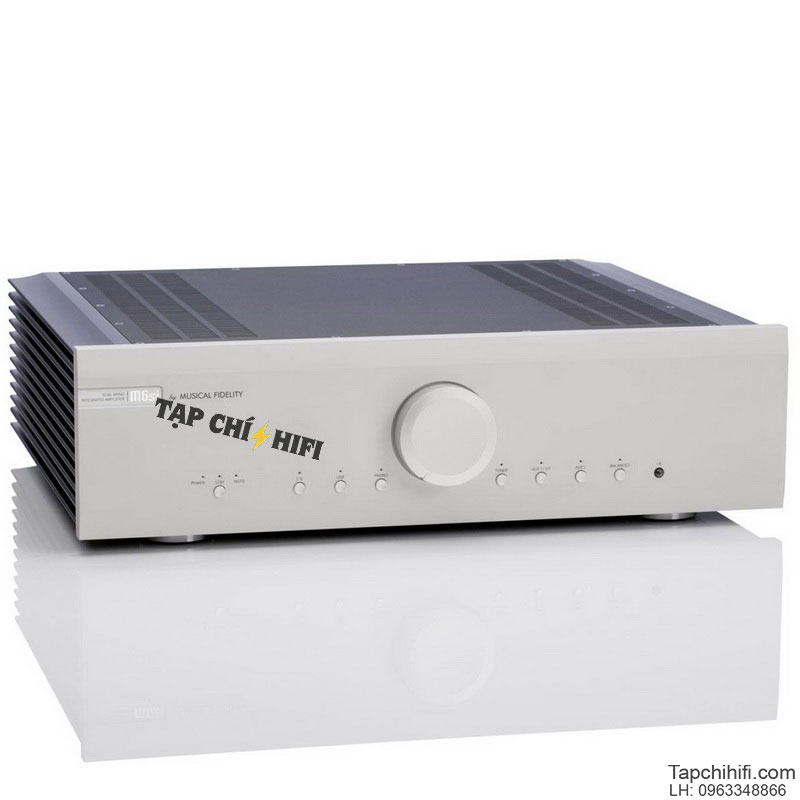 Musical Fidelity M6si truoc