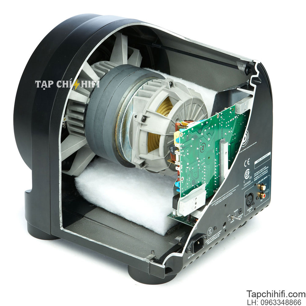 Paradigm Seismic 110 trong