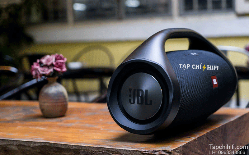 JBL Boombox2 hay